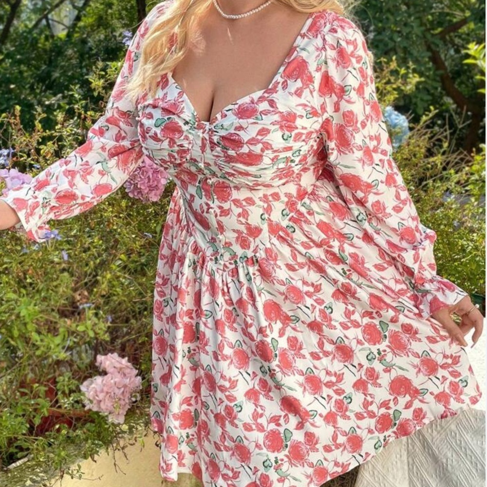 Shein Curve Gorgeous Rose Printed Dress  Size 1X - Picture 2 of 6